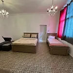 Motel Private Couples Rooms Attached Bathroom & Free Private Parking Hourly Rates Available