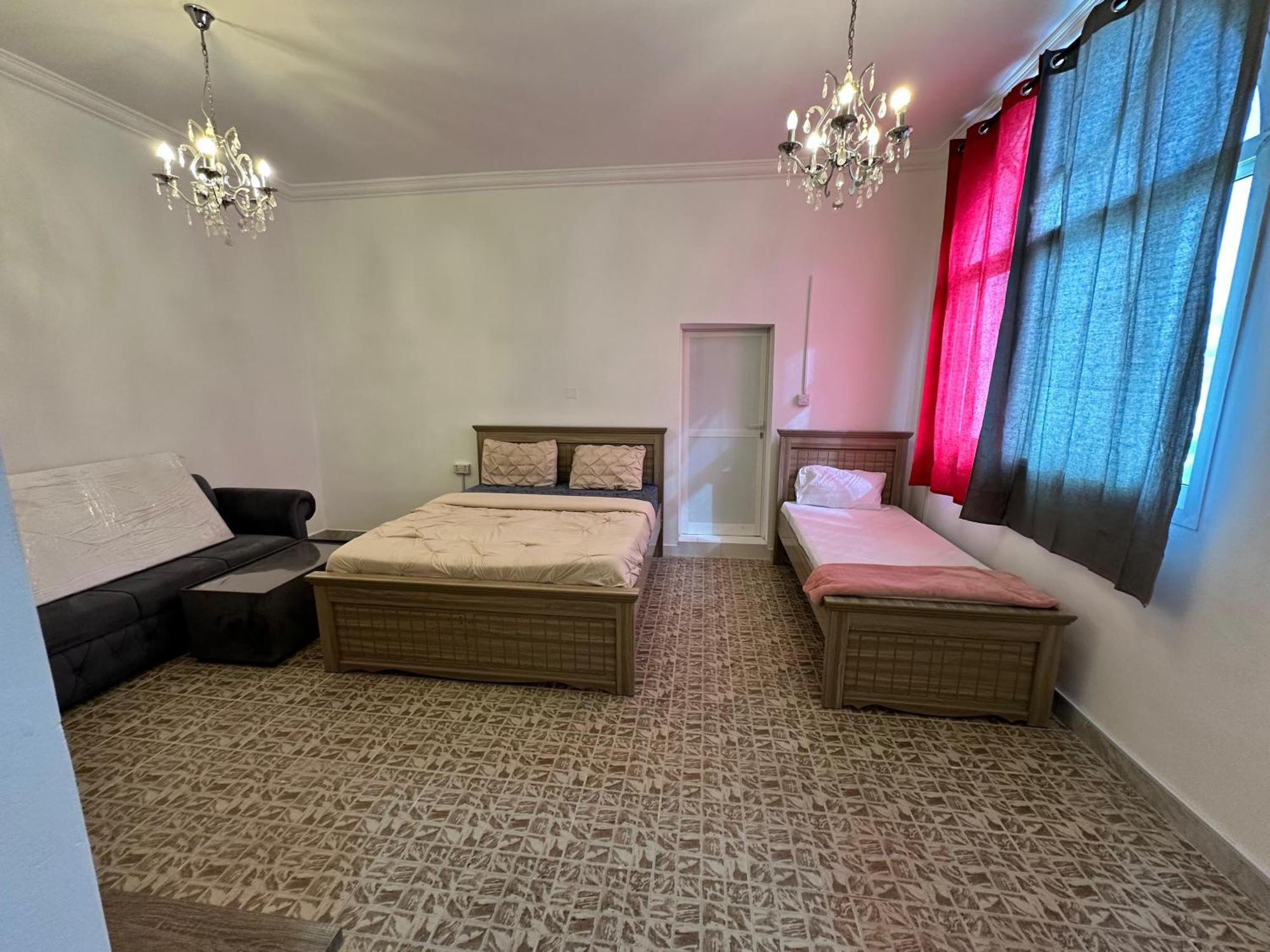 Private Couples Attached Bathroom & Free Private Parking Hourly Rates Available Abu Dhabi