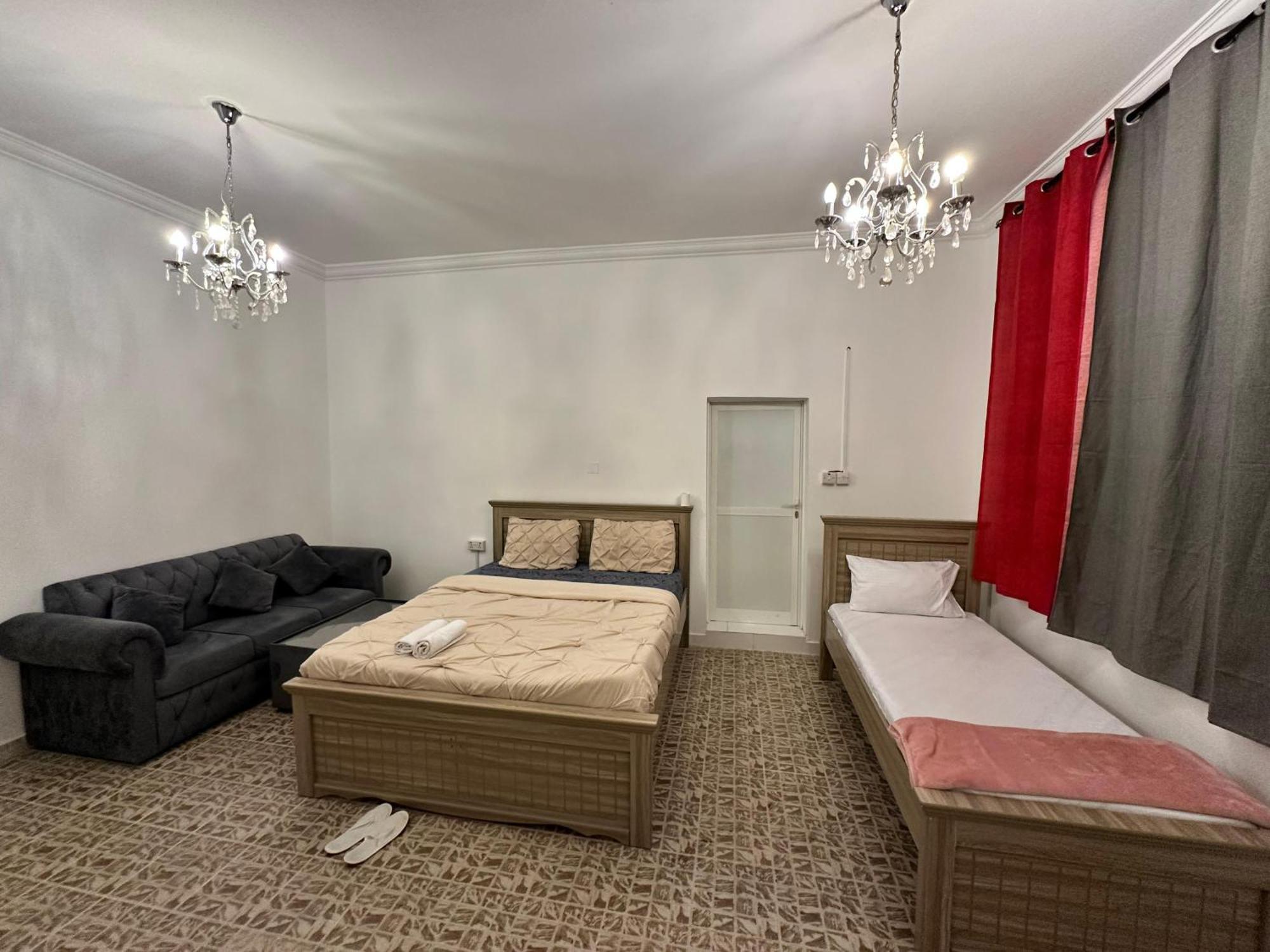 Private Couples Attached Bathroom & Free Private Parking Hourly Rates Available Love hotel Abu Dhabi