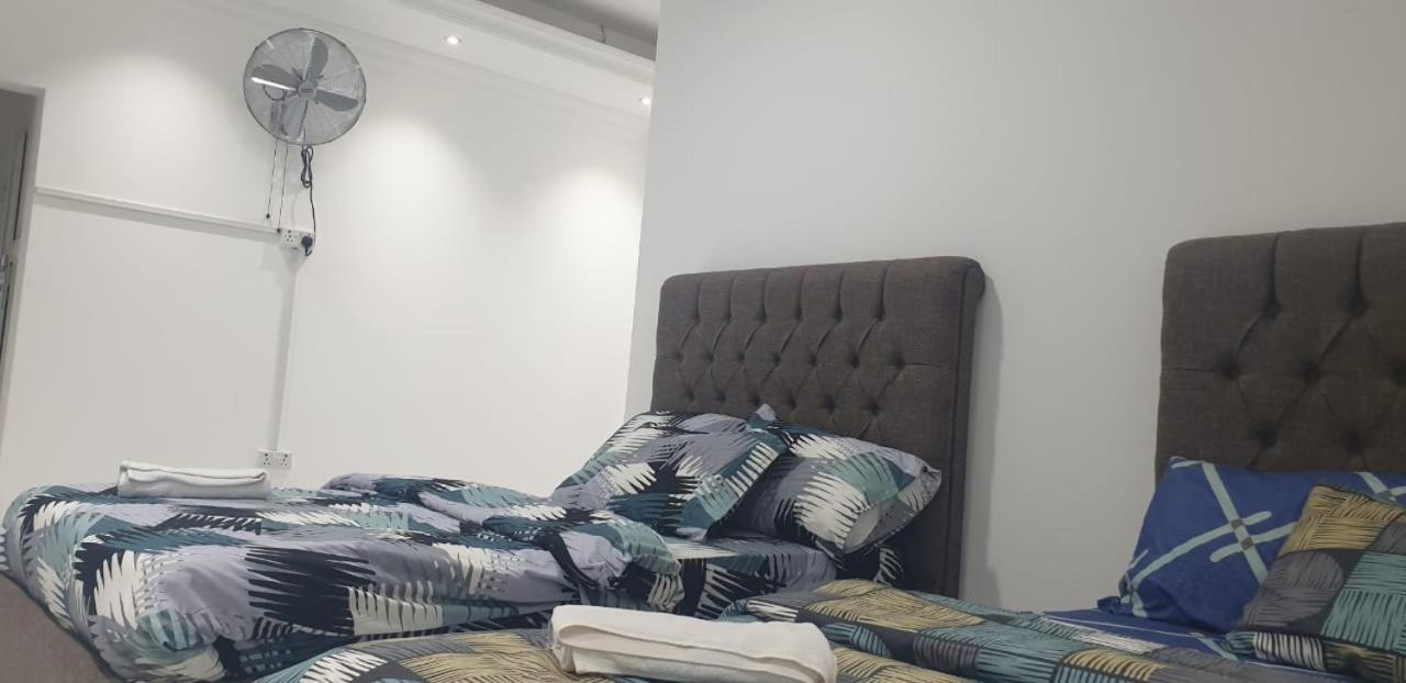 Private Couples Attached Bathroom & Free Private Parking Hourly Rates Available Love hotel Abu Dhabi